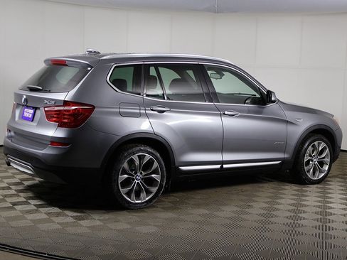 Used 2017 BMW X3 xDrive28i image 9