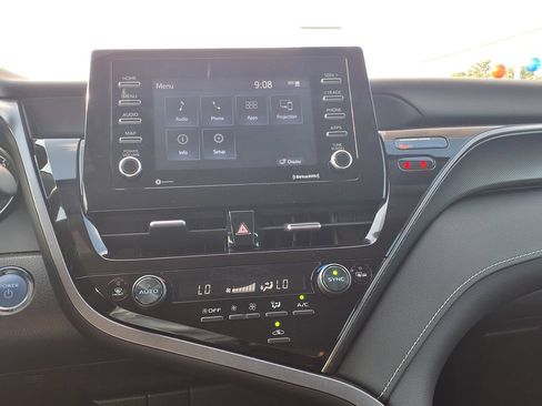 Used 2024 Toyota Camry SE FWD image 26