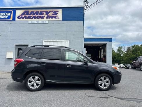 Used 2014 Subaru Forester 2.5i Touring AWD/4WD image 6
