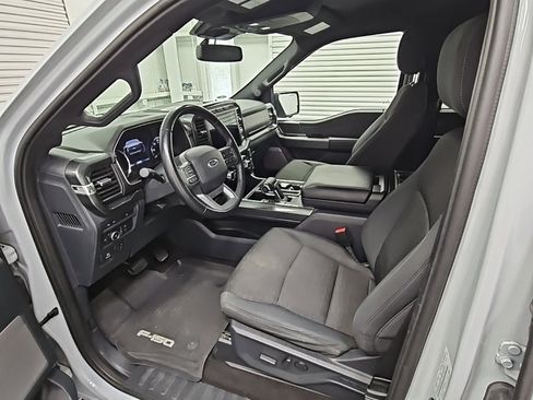 Used 2022 Ford F150 XLT w/ Equipment Group 302A High image 10