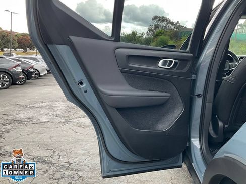 Used 2022 Volvo XC40 P8 Recharge Plus AWD/4WD image 37