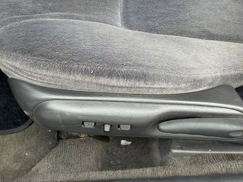 Used 1998 Chrysler Sebring JX image 6