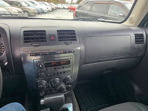 Used 2006 HUMMER H3 image 13