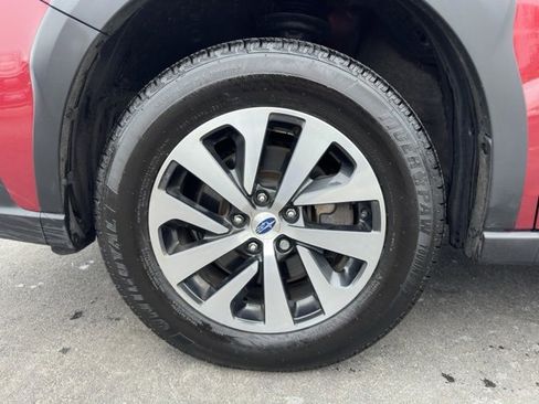 Used 2023 Subaru Outback Premium image 24