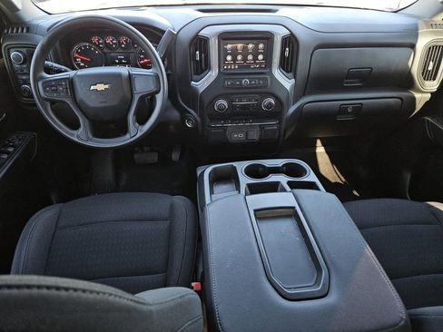 Used 2022 Chevrolet Silverado 1500 Custom image 11