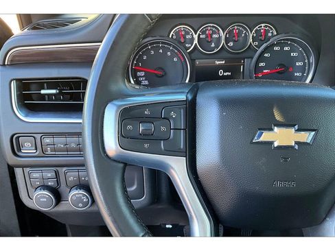 Used 2024 Chevrolet Suburban LS image 11