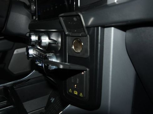 Used 2022 Ford F150 Lariat AWD/4WD image 25