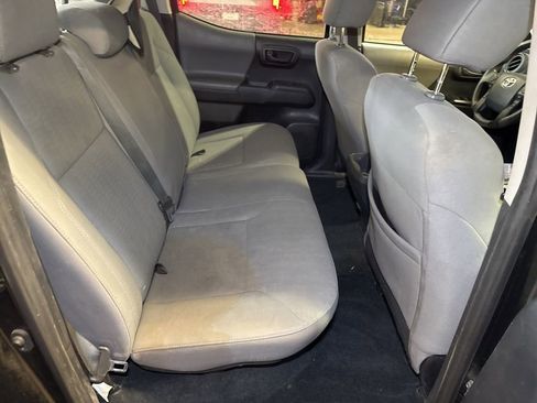 Used 2019 Toyota Tacoma SR RWD image 14