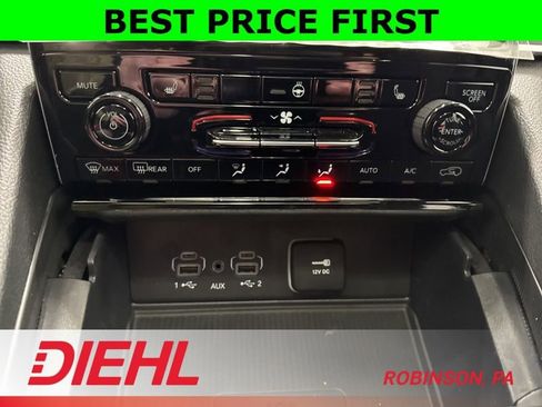 New 2026 Jeep Grand Cherokee Laredo X AWD/4WD image 30