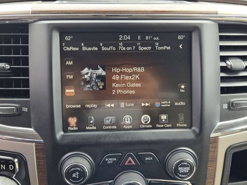 Used 2017 RAM 1500 Laramie w/ Convenience Group image 13