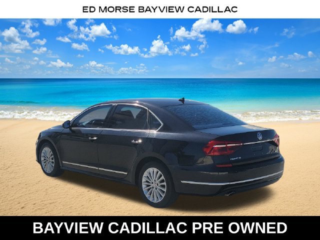 Used 2017 Volkswagen Passat 1.8T SE FWD image 3