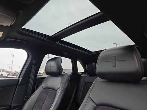 Used 2018 Lincoln MKC Black Label w/ Lincoln MKC Climate Package image 17