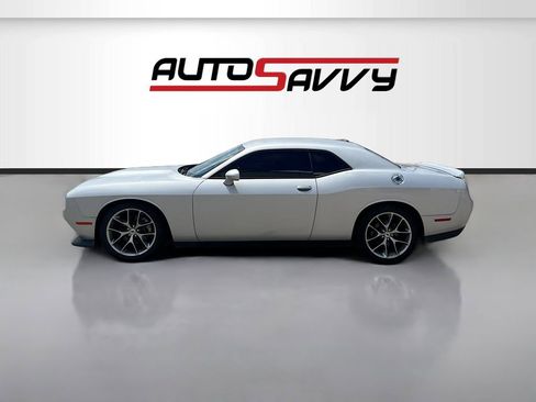 Used 2022 Dodge Challenger GT RWD image 4