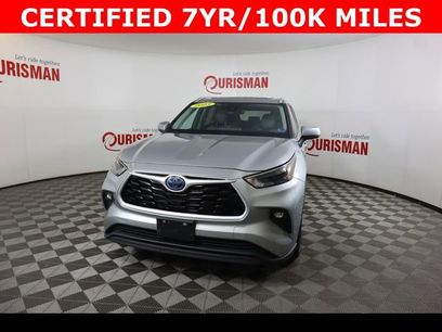 Used 2023 Toyota Highlander XLE