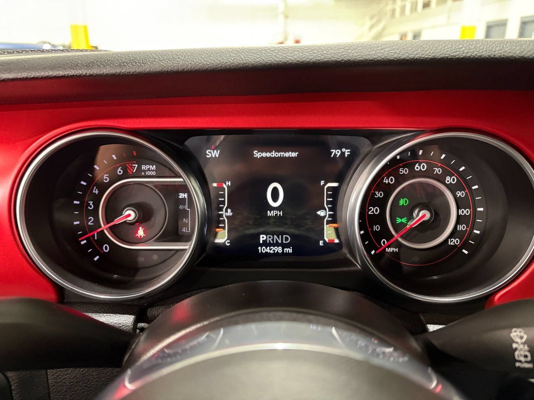 Used 2021 Jeep Wrangler Unlimited Rubicon AWD/4WD image 19