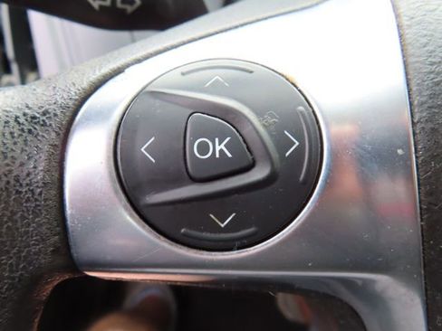 Used 2012 Ford Focus SE image 30