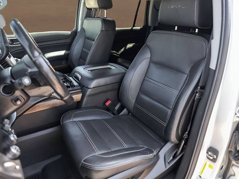 Used 2019 GMC Yukon Denali w/ Open Road Package AWD/4WD image 7