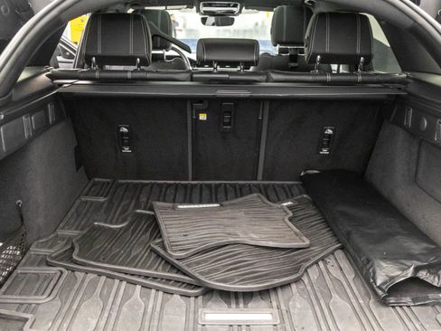 Used 2022 Land Rover Range Rover Velar R-Dynamic S AWD/4WD image 33