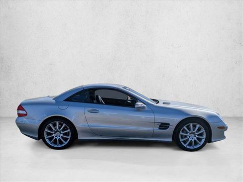 Used 2007 Mercedes-Benz SL 550 w/ Trim Pkg image 4