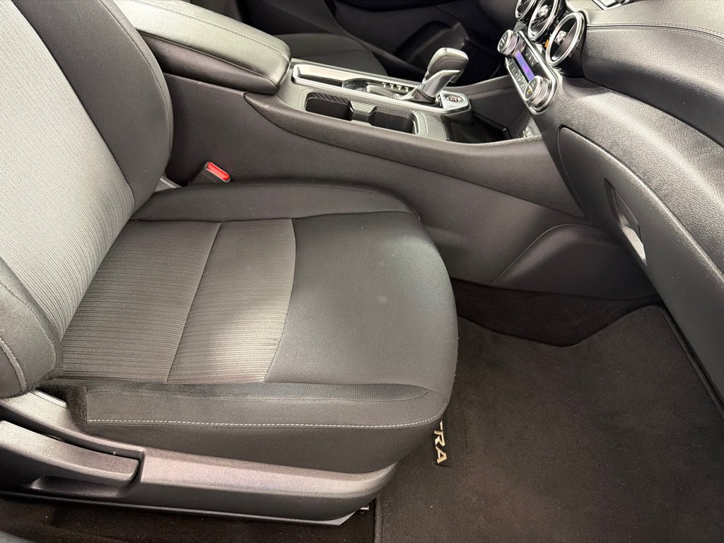 Used 2023 Nissan Sentra SV w/ All-Weather Package FWD image 22