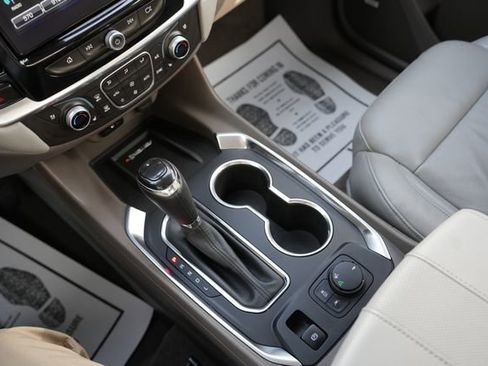 Used 2018 Chevrolet Traverse Premier w/ Driver Confidence II Package image 28