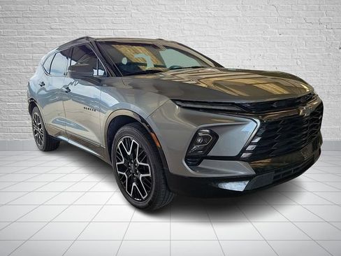 Used 2024 Chevrolet Blazer RS w/ Driver Confidence II Package FWD image 4