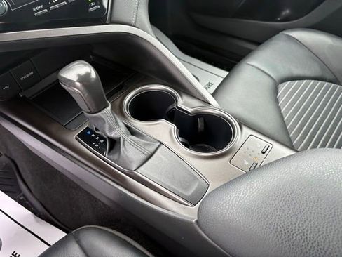 Used 2024 Toyota Camry SE FWD image 21