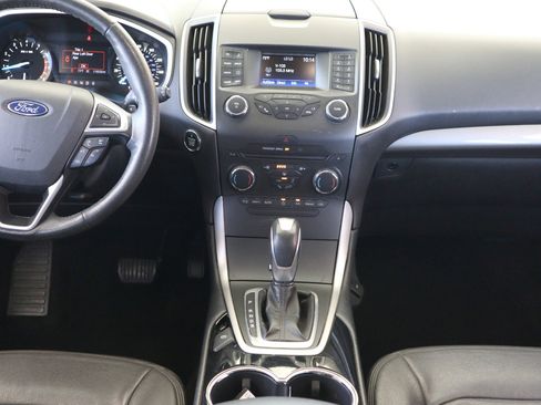 Used 2016 Ford Edge SEL image 17