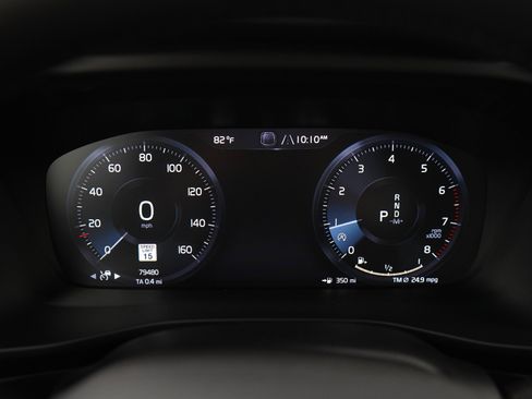 Used 2019 Volvo XC40 T5 Momentum AWD/4WD image 25