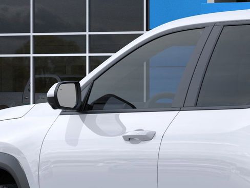 New 2026 Chevrolet Equinox LT w/ Safety and Technology Package image 12