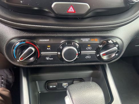 Certified 2022 Kia Soul LX w/ Technology Package FWD image 53
