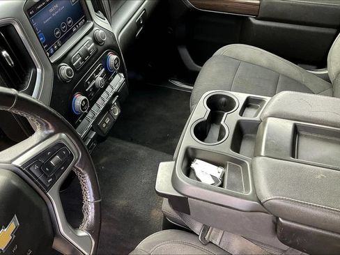 Used 2022 Chevrolet Silverado 2500 LT w/ Convenience Package AWD/4WD image 9