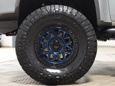 Used 2022 Chevrolet Colorado ZR2 image 24