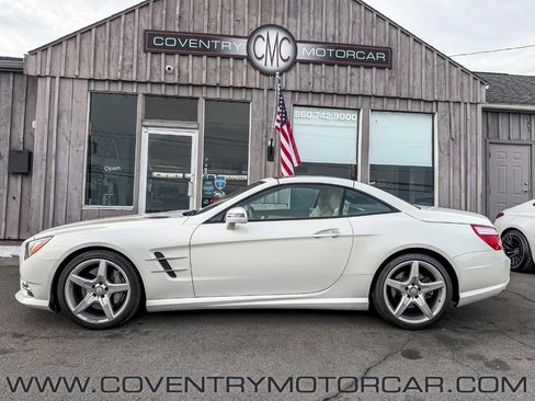 Used 2014 Mercedes-Benz SL 550 image 2