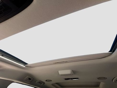 New 2026 Kia Carnival SX w/ SX Dark Edition Package FWD image 23