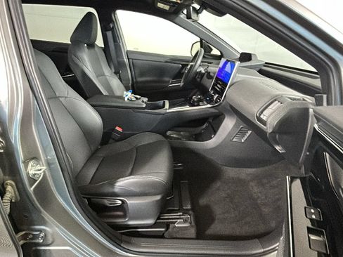 Used 2023 Subaru Solterra AWD image 34
