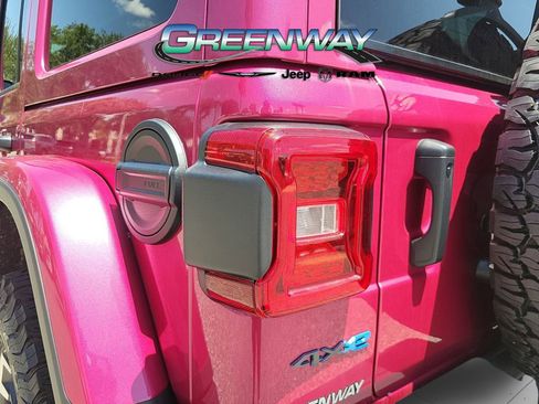 Used 2024 Jeep Wrangler Unlimited Rubicon 4xe image 6