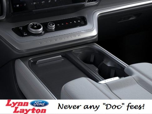 New 2025 Ford Expedition Active image 15