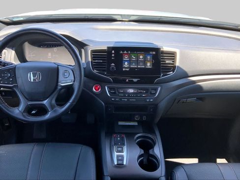 Used 2023 Honda Passport TrailSport image 15
