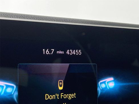 Certified 2023 Mercedes-Benz GLE 350 4MATIC w/ Premium Package image 11