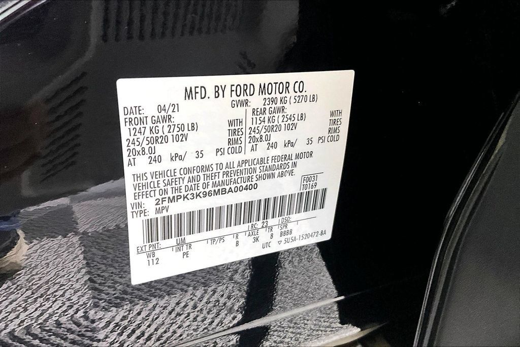 Used 2021 Ford Edge Titanium w/ Equipment Group 301A FWD image 31