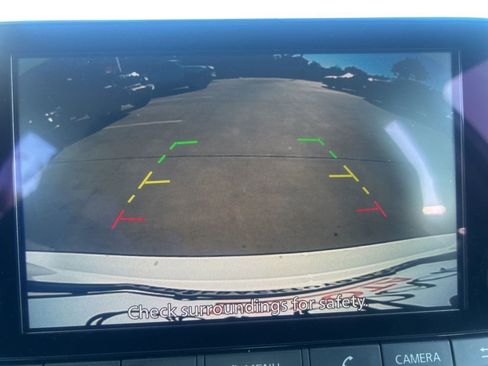 Used 2025 Nissan Altima 2.5 SV image 12