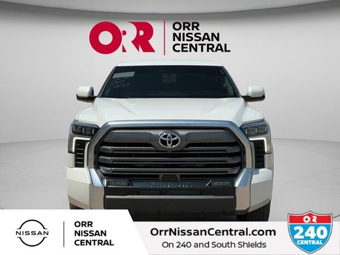 Used 2023 Toyota Tundra Limited AWD/4WD image 2