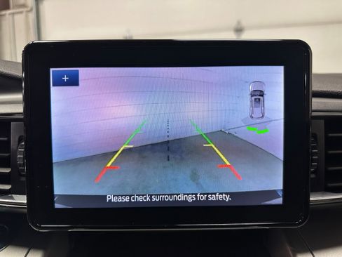 Certified 2023 Ford Explorer XLT w/ Equipment Group 202A image 21