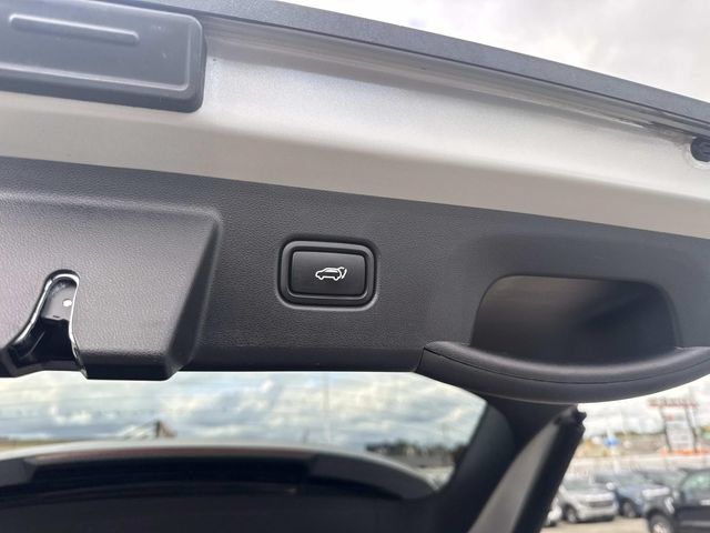 Used 2025 Hyundai Tucson SEL AWD/4WD image 8