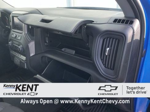 Used 2025 Chevrolet Silverado 1500 Custom image 21