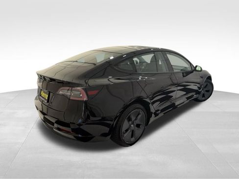 Used 2022 Tesla Model 3 image 5