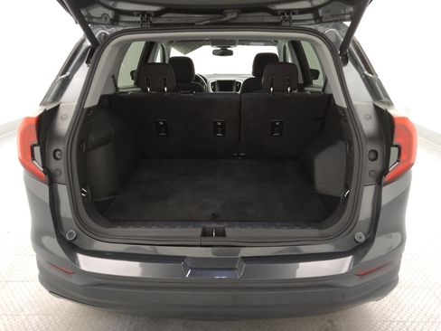 Used 2019 GMC Terrain SLE w/ Driver Convenience Package AWD/4WD image 29