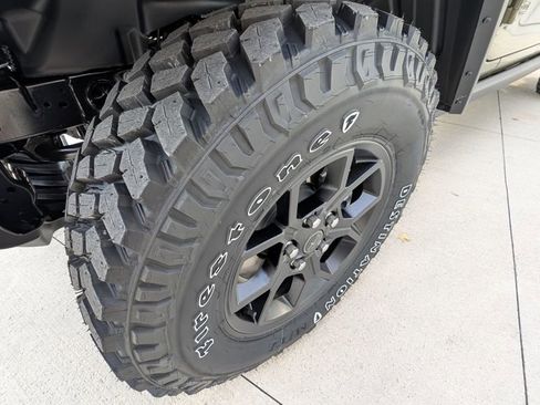 New 2026 Jeep Gladiator Willys image 41