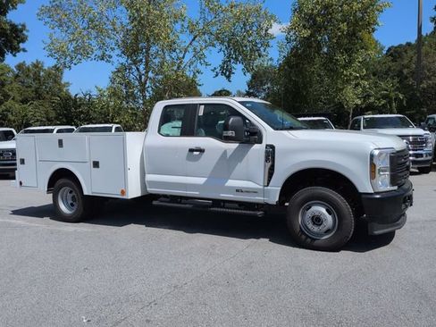 New 2026 Ford F350 XL AWD/4WD image 2